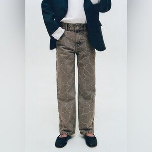 13-14Y. Zara JEANS WITH RHINESTONES